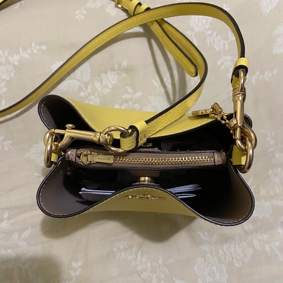 Like New Coach mini bucket bag. - Picture 4 of 6